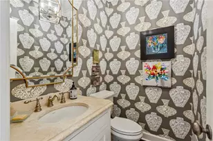 985 Club Commons Cir NE, Brookhaven, GA 30319 - Photo 17