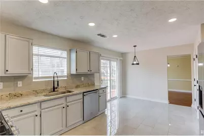 5281 Bridgewater Trace, Stone Mountain, GA 30088 - Photo 3