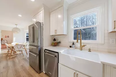 6417 Rosecommon Drive, Peachtree Corners, GA 30092 - Photo 11