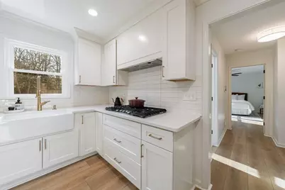 6417 Rosecommon Drive, Peachtree Corners, GA 30092 - Photo 13