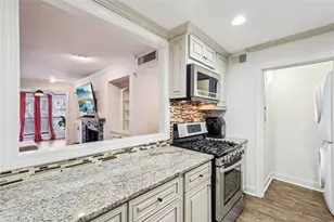 1419 Summit N Dr NE, Atlanta, GA 30324 - Photo 3