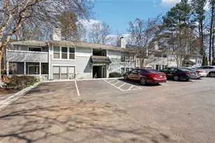 1419 Summit N Dr NE, Atlanta, GA 30324 - Photo 31