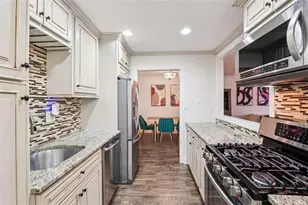 1419 Summit N Dr NE, Atlanta, GA 30324 - Photo 13