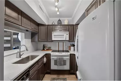 1 Biscayne Drive NW #309, Atlanta, GA 30309 - Photo 5