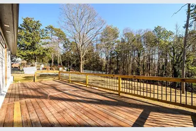 537 Stillwood Drive, Gainesville, GA 30501 - Photo 3