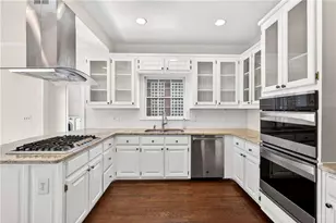 2428 Kings Arms Dr NE, Atlanta, GA 30345 - Photo 17