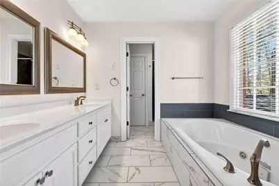 2428 Kings Arms Drive NE, Atlanta, GA 30345 - Photo 37