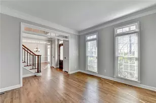 5020 Berkshire Ct, Suwanee, GA 30024 - Photo 9