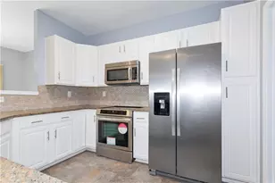 995 Treymont Way, Lawrenceville, GA 30045 - Photo 9