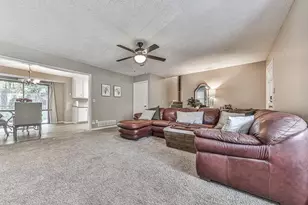 921 White Stag Ln, Canton, GA 30115 - Photo 5