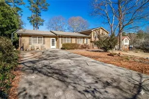 1733 Lamancha Dr, Lawrenceville, GA 30044 - Photo 3