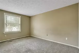 10415 Plantation Bridge Dr, Alpharetta, GA 30022 - Photo 21