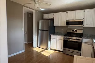 10415 Plantation Bridge Dr, Alpharetta, GA 30022 - Photo 9