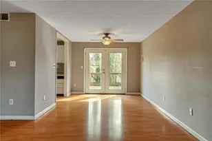 10415 Plantation Bridge Dr, Alpharetta, GA 30022 - Photo 9