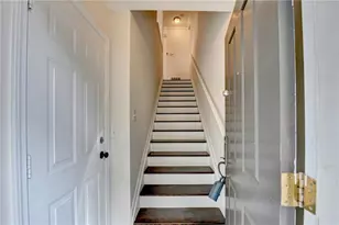 380 Grant Cir SE, Atlanta, GA 30315 - Photo 5