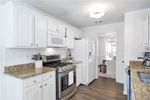 576 Ashland Pkwy, Woodstock, GA 30189 - Photo 9