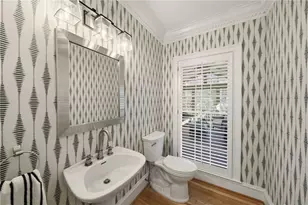 3877 Downing Ln NE, Brookhaven, GA 30319 - Photo 11