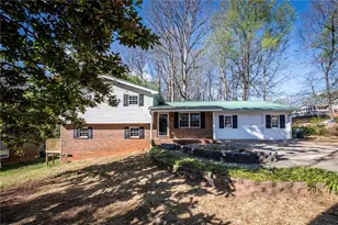 6225 Pebble Dr, Douglasville, GA 30135 - Photo 1