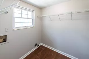 6225 Pebble Dr, Douglasville, GA 30135 - Photo 9