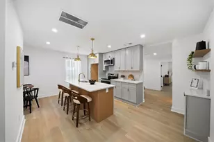 1344 Lynford Dr SW, Atlanta, GA 30310 - Photo 3