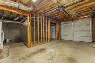 1974 Hunt Crossing Ct, Lawrenceville, GA 30043 - Photo 5