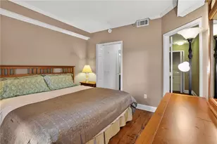 1075 Peachtree Walk NE, Atlanta, GA 30309 - Photo 11