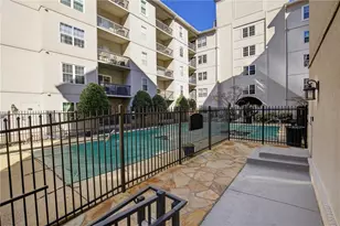 1075 Peachtree Walk NE, Atlanta, GA 30309 - Photo 21