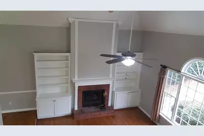 3885 Waterford Drive, Suwanee, GA 30024 - Photo 3