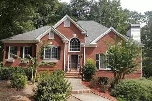 3885 Waterford Dr, Suwanee, GA 30024 - Photo 1