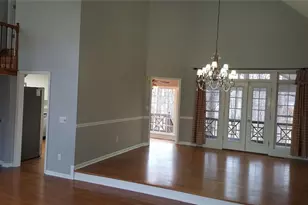 3885 Waterford Dr, Suwanee, GA 30024 - Photo 5