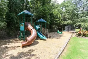 6700 Roswell Rd, Sandy Springs, GA 30328 - Photo 21