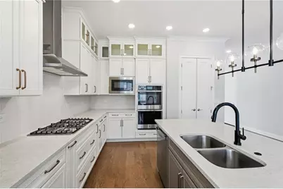 6975 Scenic Overlook Trace, Flowery Branch, GA 30542 - Photo 15