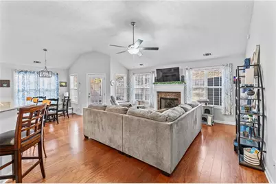 5589 Ashmoore Court, Flowery Branch, GA 30542 - Photo 13