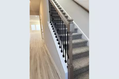 823 Misty Hollow Trail, Lawrenceville, GA 30045 - Photo 3