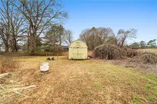 391 Pleasant Hill Rd NW, Conyers, GA 30012 - Photo 27