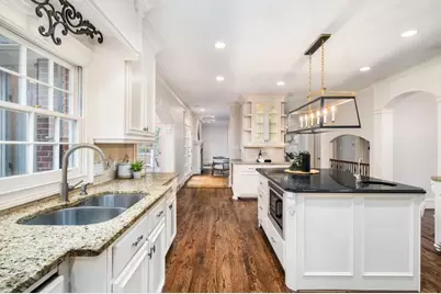 8915 Huntcliff Lake Court, Sandy Springs, GA 30350 - Photo 17