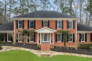 8915 Huntcliff Lake Ct, Sandy Springs, GA 30350 - Photo 5