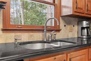 3033 Coach Ln, Marietta, GA 30062 - Photo 15