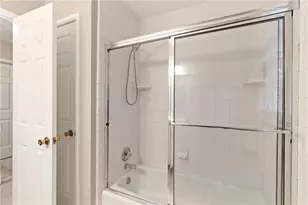 3033 Coach Ln, Marietta, GA 30062 - Photo 31