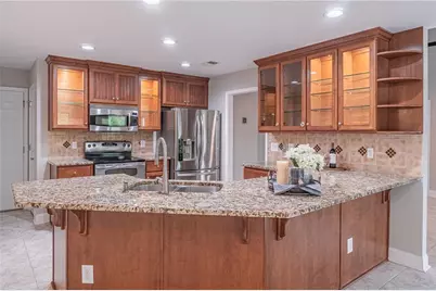 5660 Crest Hill Drive, Buford, GA 30518 - Photo 9