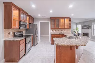 5660 Crest Hill Dr, Buford, GA 30518 - Photo 11