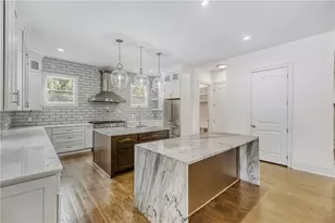 2415 Rugby Ave, Atlanta, GA 30337 - Photo 9