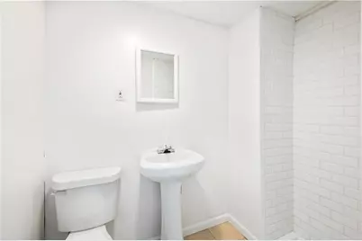 240 W Lake Drive NW, Atlanta, GA 30314 - Photo 25