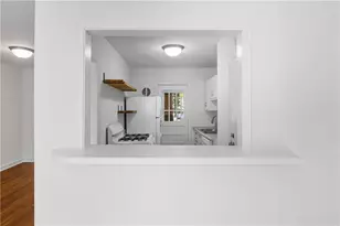 56 Mobile Ave NE, Atlanta, GA 30305 - Photo 9