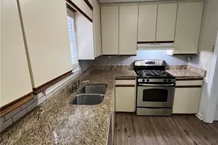 1961 Pine Dr, Snellville, GA 30078 - Photo 5