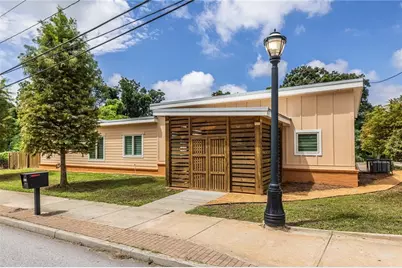 1651 Pryor Road SW, Atlanta, GA 30315 - Photo 3