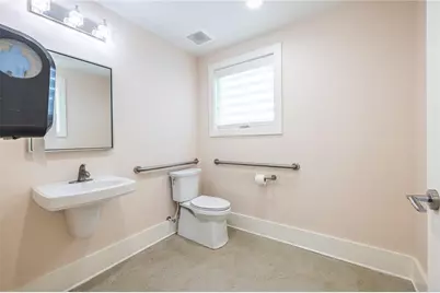 1651 Pryor Road SW, Atlanta, GA 30315 - Photo 17