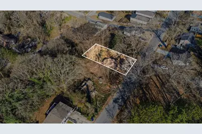 1744 Mary George Avenue NW, Atlanta, GA 30318 - Photo 13