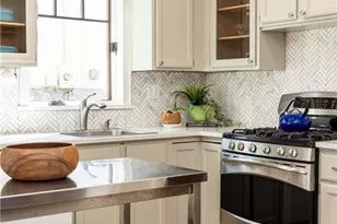 2653 Sharondale Cir NE, Atlanta, GA 30305 - Photo 17