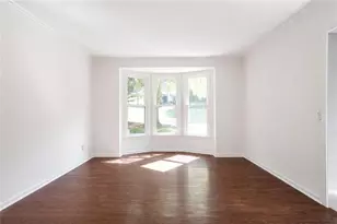 1895 Oak Tree Hollow, Alpharetta, GA 30005 - Photo 3